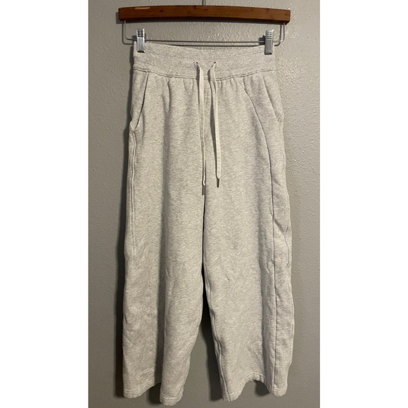Lululemon Scuba Sweatpants Womens 2 Gray Heather Fleece Wide Leg Style LW5FV7S - Picture 1 of 8